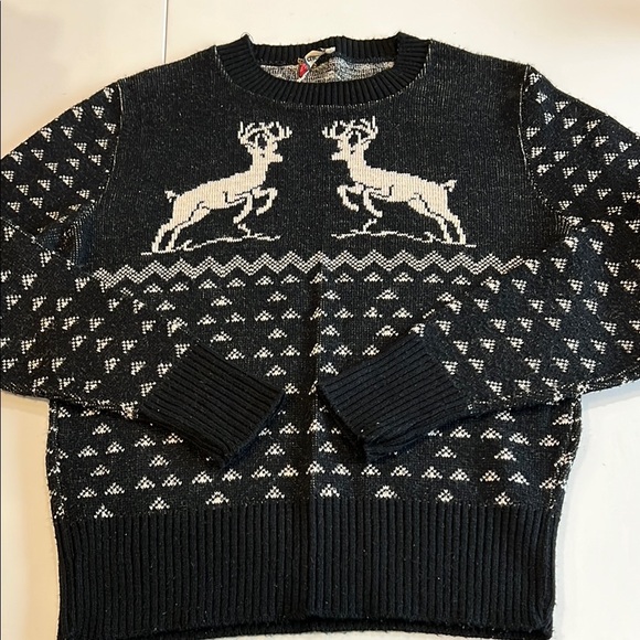 Chess King - Black and White Reindeer Sweater - Picture 1 of 5